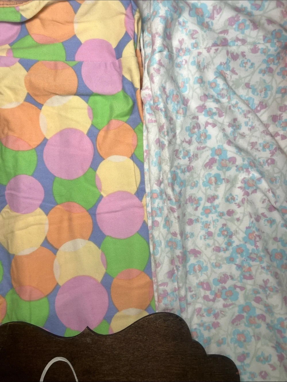 LuLaRoe Bundle of 5 Colorful Patterned One Size Leggings - Pastel & Coral Mix